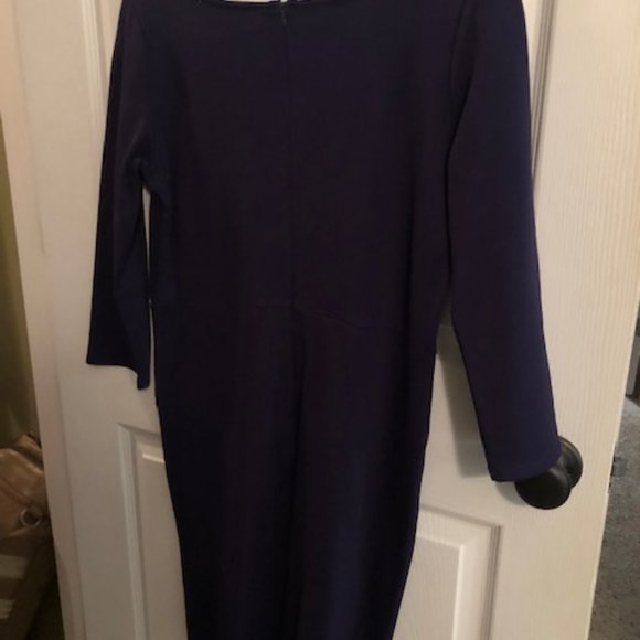 NWOT The Vanity Room Knit Knee Length Dress 3/4 Sleeve Pockets Round Neck - Picture 3 of 6